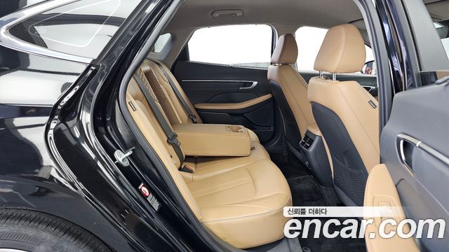 Hyundai Sonata 2022 — photo 12