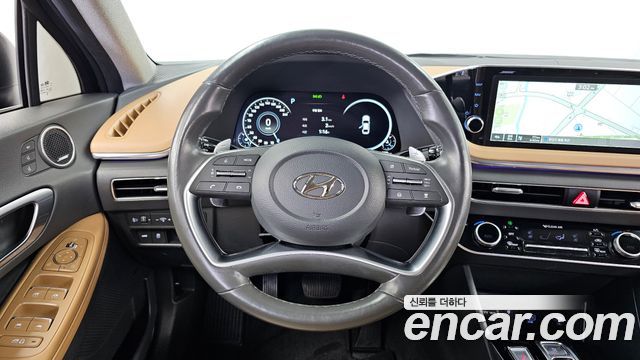 Hyundai Sonata 2022 — photo 13