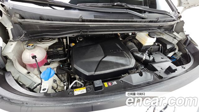 Hyundai Staria 2023 — photo 6