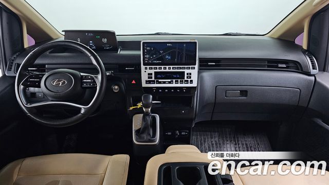 Hyundai Staria 2023 — photo 10
