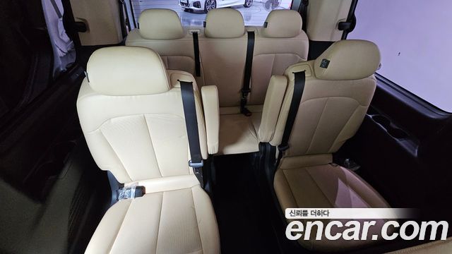 Hyundai Staria 2023 — photo 19