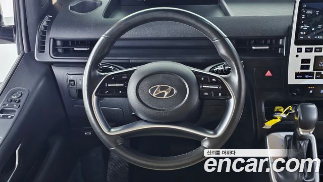 Hyundai Staria 2023 — photo 21