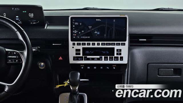 Hyundai Staria 2023 — photo 22