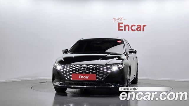 Hyundai Grandeur 2023 — photo 3