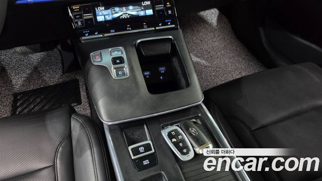 Hyundai Grandeur 2023 — photo 12