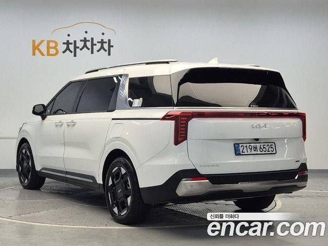 Kia Canival 2026 — photo 3