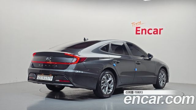 Hyundai Sonata 2023 — photo 2