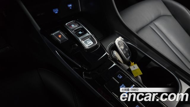 Hyundai Sonata 2023 — photo 12