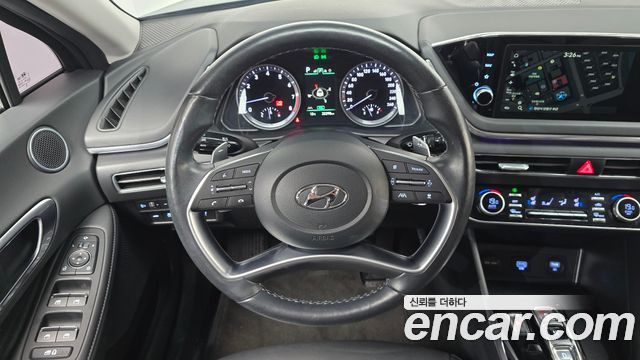 Hyundai Sonata 2023 — photo 19