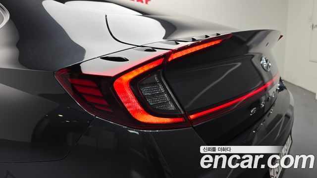 Hyundai Sonata 2023 — photo 9