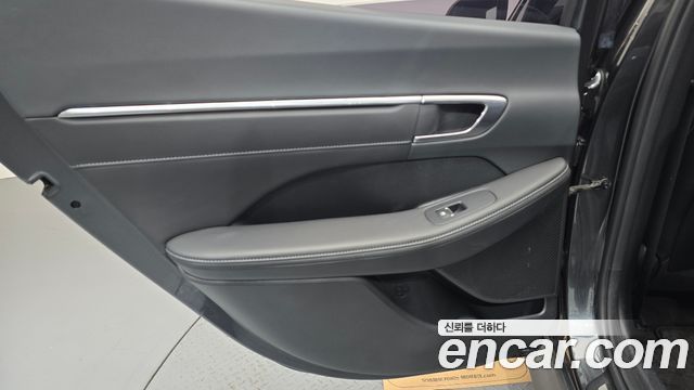 Hyundai Sonata 2023 — photo 15