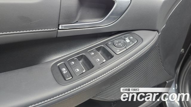 Hyundai Sonata 2023 — photo 27