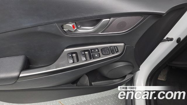 Hyundai Kona 2020 — photo 29