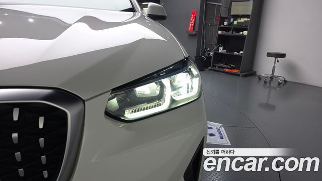 BMW X4 2022 — photo 8