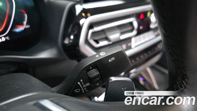 BMW X4 2022 — photo 28