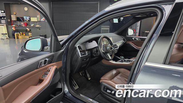 BMW X5 2022 — photo 13