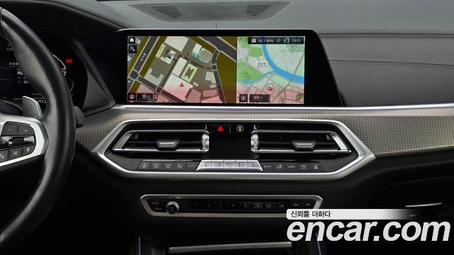 BMW X5 2022 — photo 18