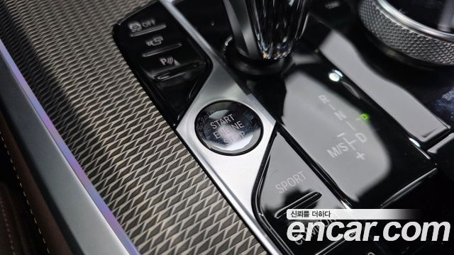 BMW X5 2022 — photo 25