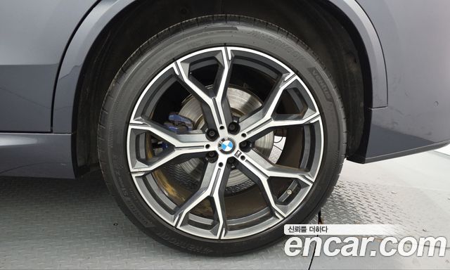 BMW X5 2022 — photo 7
