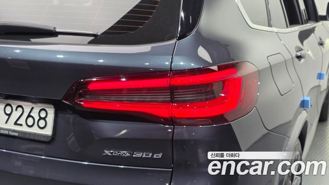 BMW X5 2022 — photo 9