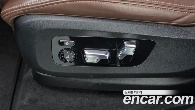 BMW X5 2022 — photo 31