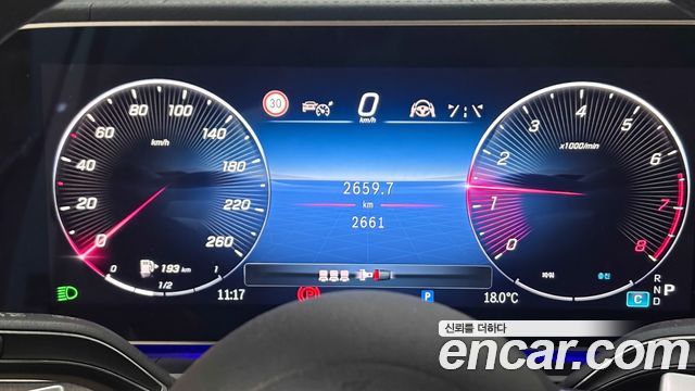Mercedes-Benz GLE-Class 2026 — photo 8