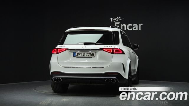 Mercedes-Benz GLE-Class 2020 — photo 4
