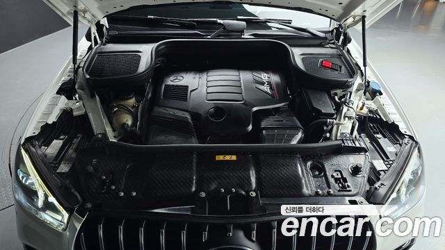 Mercedes-Benz GLE-Class 2020 — photo 6