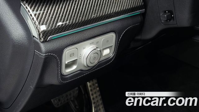 Mercedes-Benz GLE-Class 2020 — photo 26
