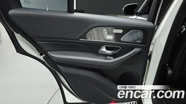 Mercedes-Benz GLE-Class 2020 — photo 15