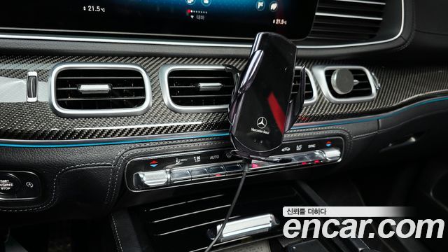 Mercedes-Benz GLE-Class 2020 — photo 32