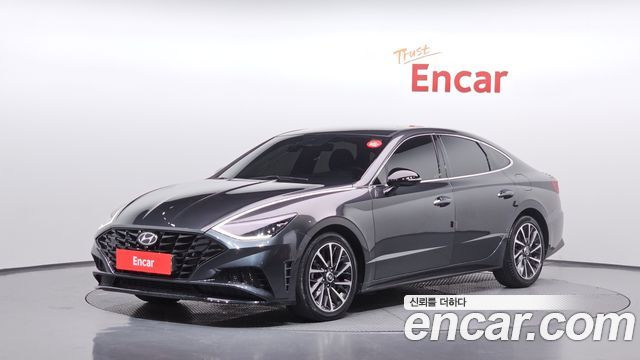 Hyundai Sonata 2022 — photo 1