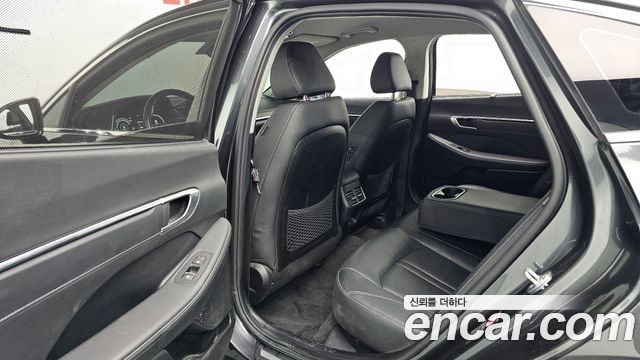 Hyundai Sonata 2022 — photo 12