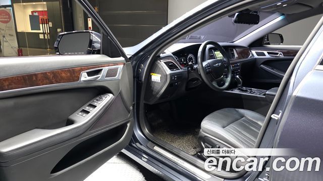 Hyundai Genesis 2016 — photo 13