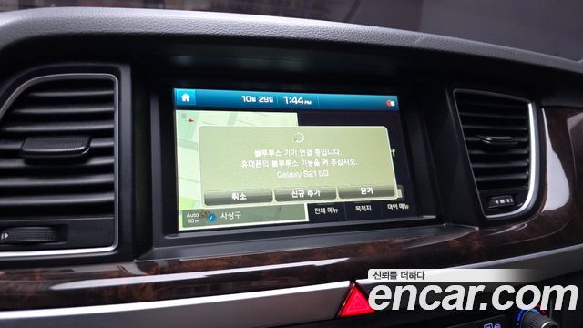 Hyundai Genesis 2016 — photo 22