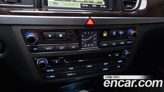 Hyundai Genesis 2016 — photo 23