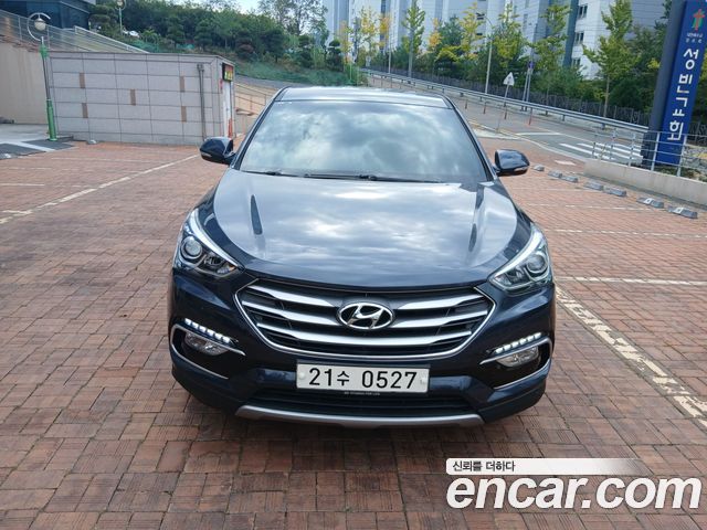 Hyundai Santafe 2016 — photo 1