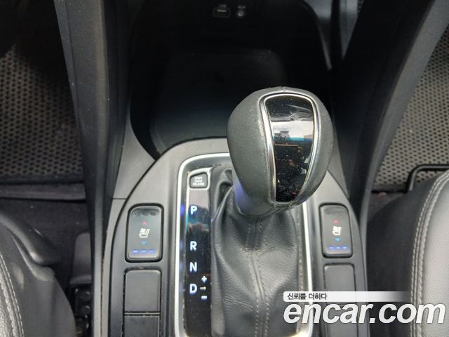 Hyundai Santafe 2016 — photo 8