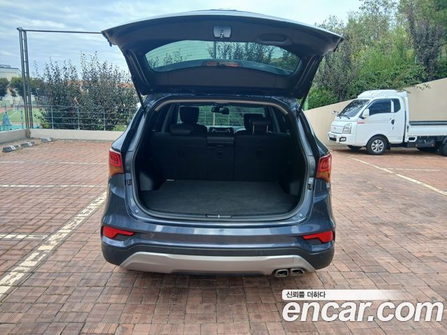 Hyundai Santafe 2016 — photo 16