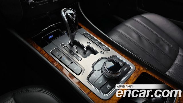 Hyundai Equus 2010 — photo 12