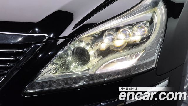 Hyundai Equus 2010 — photo 8