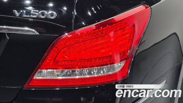 Hyundai Equus 2010 — photo 9