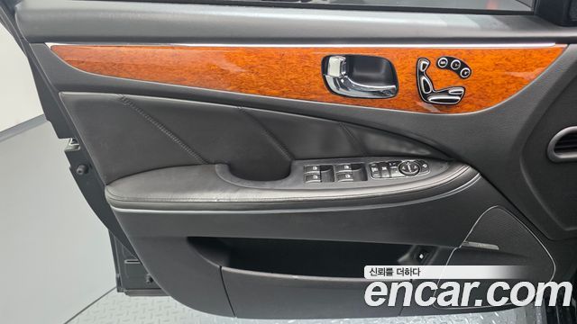 Hyundai Equus 2010 — photo 14