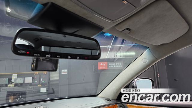 Hyundai Equus 2010 — photo 33