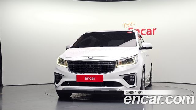 Kia Canival 2019 — photo 3
