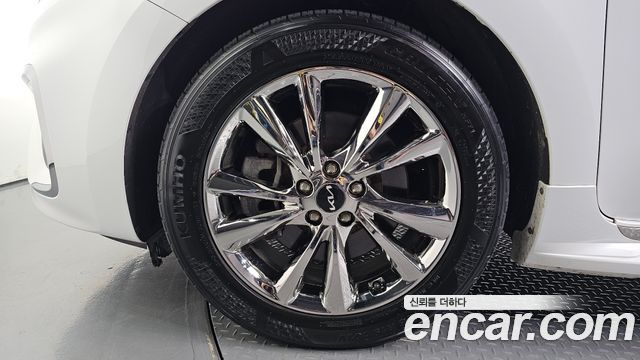Kia Canival 2019 — photo 5