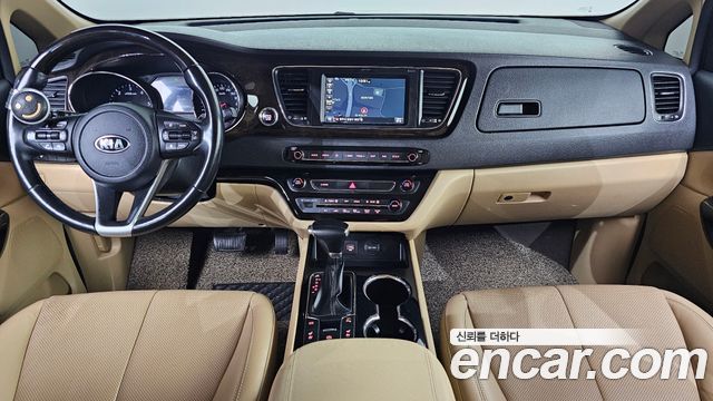 Kia Canival 2019 — photo 7