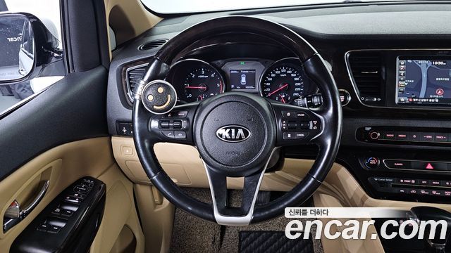 Kia Canival 2019 — photo 14
