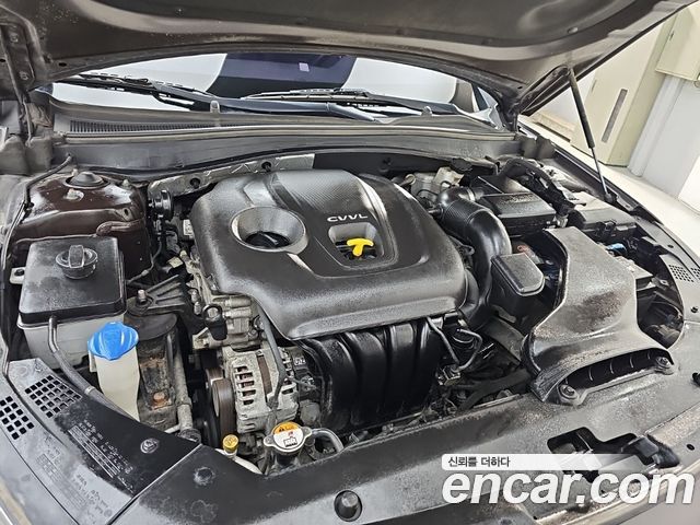 Kia K5 2016 — photo 6