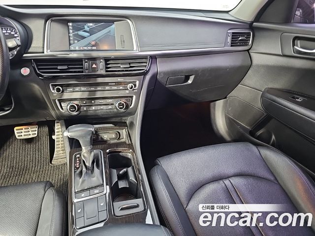 Kia K5 2016 — photo 10
